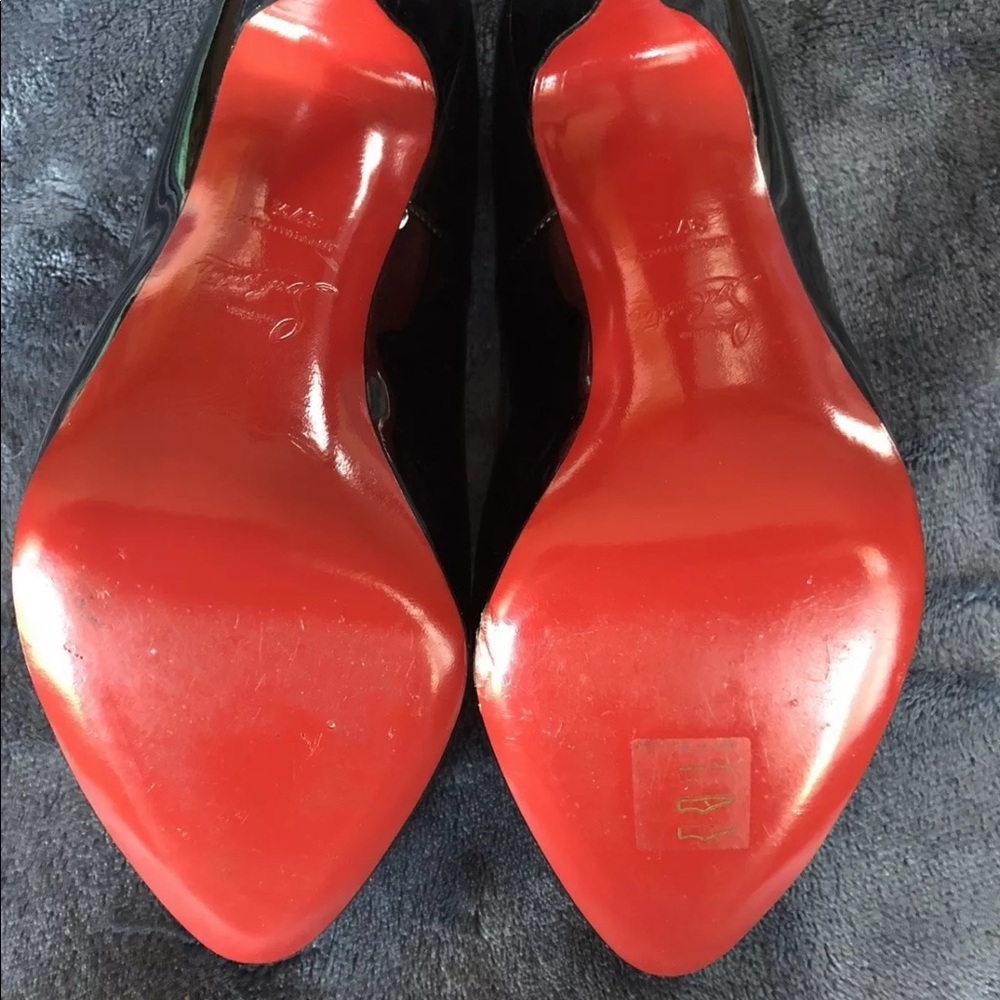 Black Rolando Pumps - Picture 5 of 7
